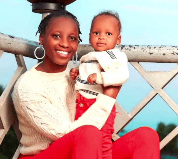 Mama Aua Mtoto Wake Wa Miaka 2, Na Kisha Kujinyonga