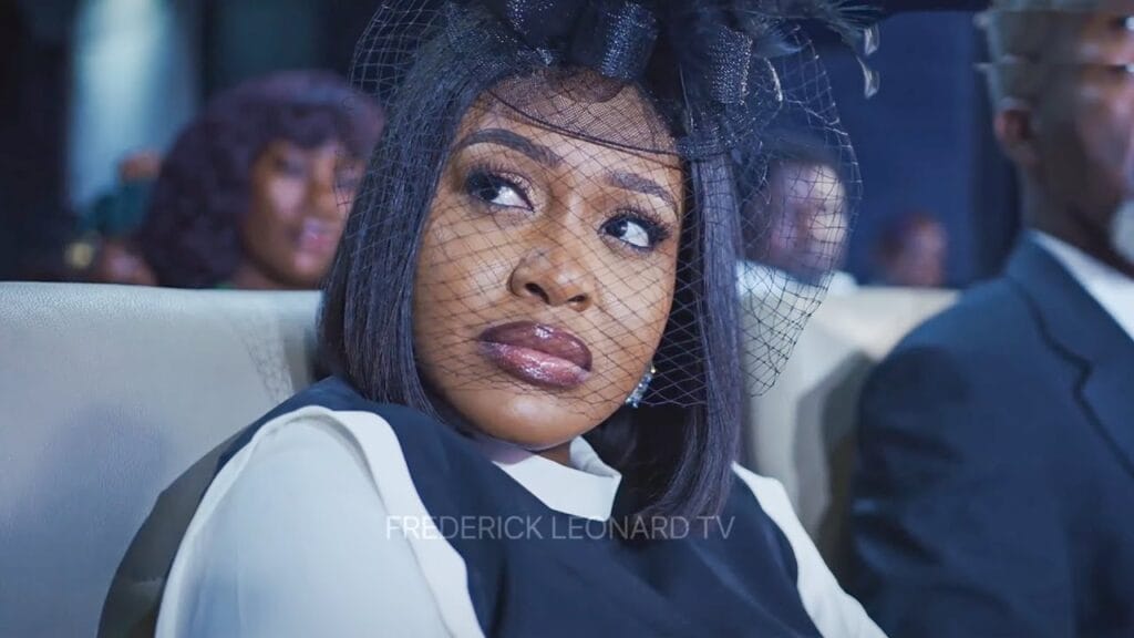 Mrembo Analiwa Na Pastor Wake Kanisani, Hadi Anapagawa Anaitaka Tena